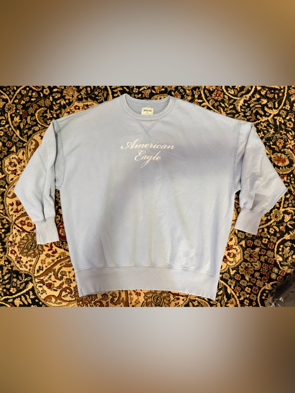 XL women’s very oversized AEO Light Blue Crewneck embroidered Sweatshirt